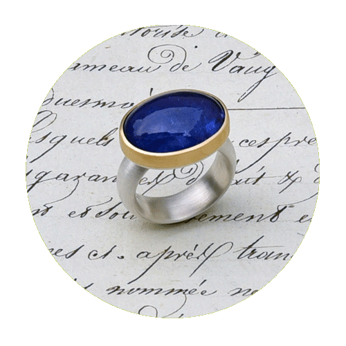 Ring - Tansanit, Cabochon, Gold 750/000, Goldfassung, Silber 925/000